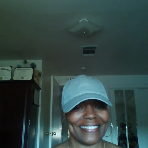 Meet your Posher, Gg - Picture 1 of 1